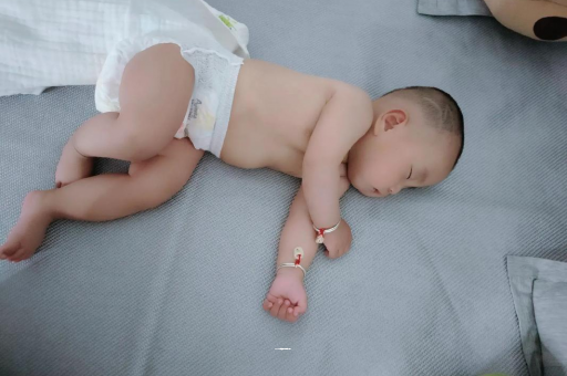湘阴没满月的宝宝
